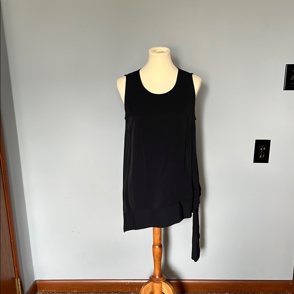 Elegant Black Sleeveless Top